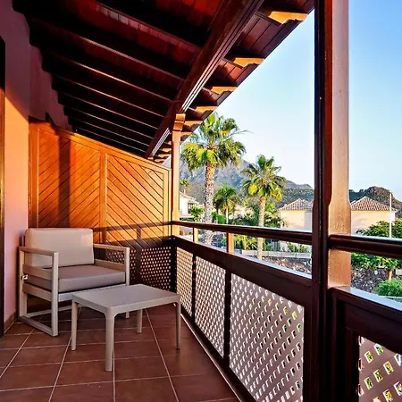 Gorgeous View Capitana Adeje 4bd/3bth +sauna *