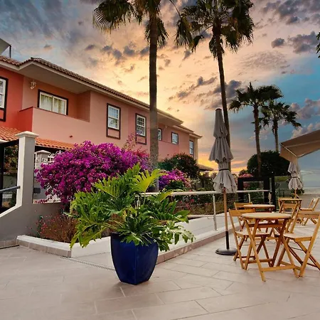 Gorgeous View Capitana Adeje 4bd/3bth +sauna 阿德耶