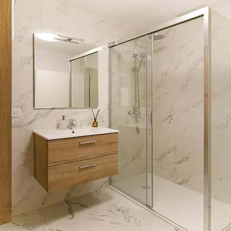 Gorgeous View Capitana Adeje 4bd/3bth +sauna 度假居 阿德耶